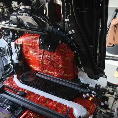 Guter Preis Autogeräuschdämmung / Geräuschdämmung Auto / JAC Speziell entwickelter Schalldämmungsplan in Harmonie mit dem Fahrzeug / Fahrwerksgeräuschdämmung Auto / Beste Autogeräuschdämmung / Autogeräuschdämmungsmattenfabrik Online